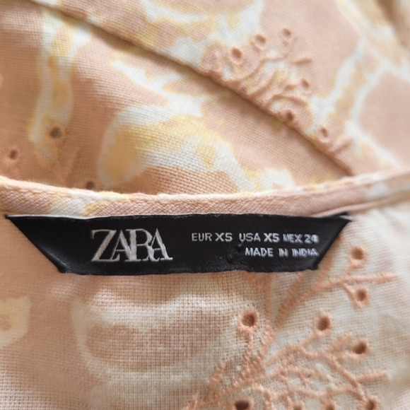 Zara Button Front Floral Print Romper - Picture 10 of 10